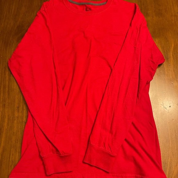 Hanes long sleeve. - Picture 3 of 3